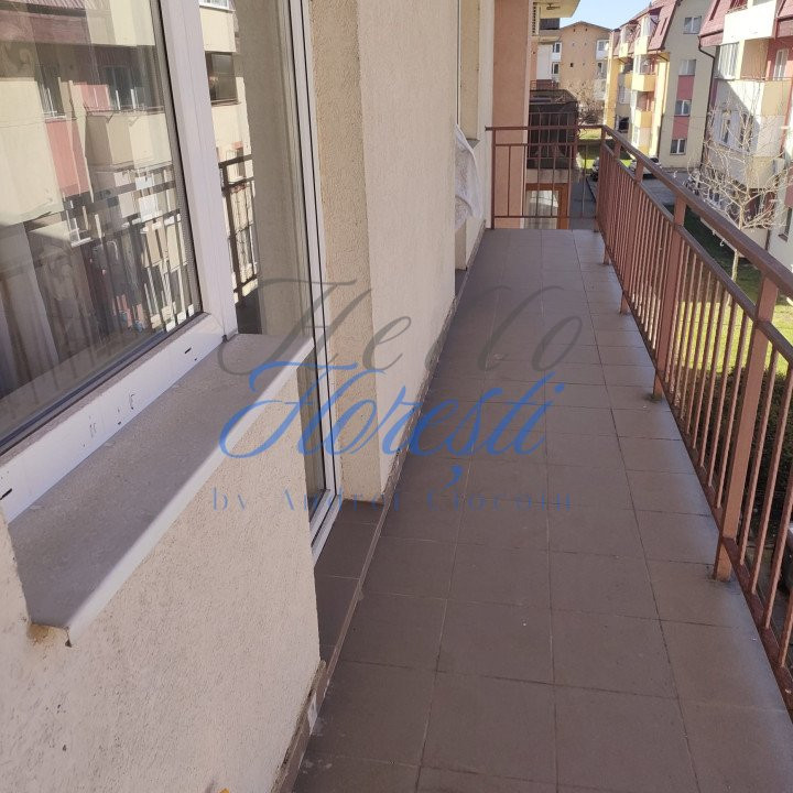 Apartament 2 camere, 48 mp, balcon 10 mp, parcare – Eroilor, Floresti