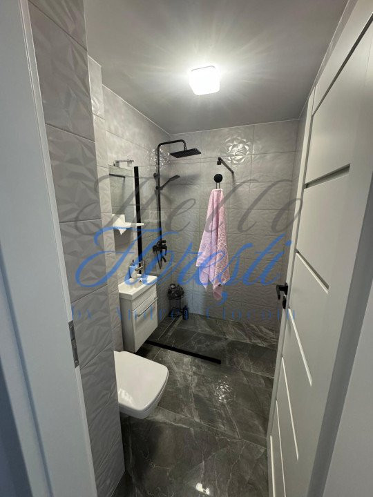 Apartament 3 camere cu terasa, 74 mp, zona Eroilor