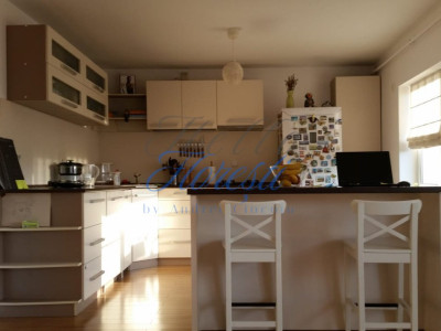 Apartament 3 camere, 99 mp, zona Poligon