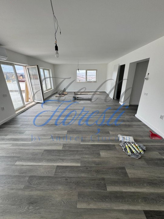 Apartament 4 camere cu terasa, 161 mp, zona Stejarului