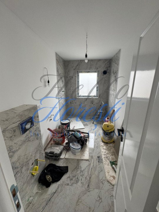 Apartament 4 camere cu terasa, 161 mp, zona Stejarului