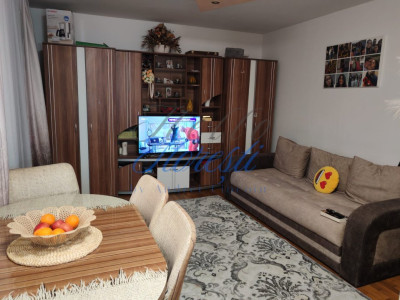 Apartament 2 camere, 42 mp, zona Stejarului