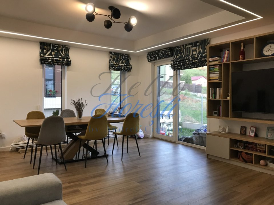 Casa tip duplex, 117 mp, zona VIVO