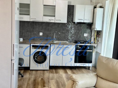 Apartament semidecomandat, in zona Tineretului