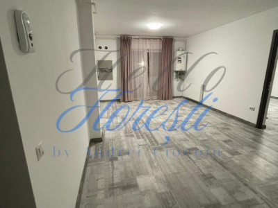 Apartament de 2 camere, zona Porii