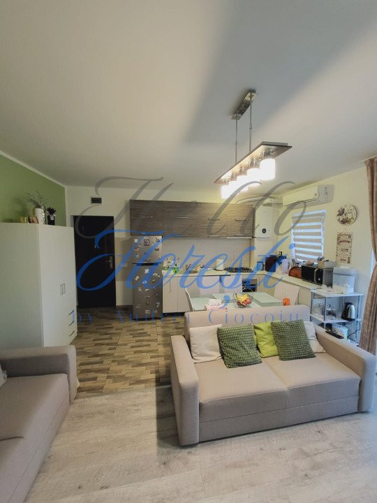Apartament cu 3 camere zona VIVO!