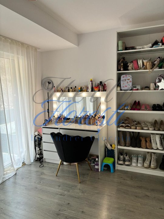 Casa 5 camere, 113 mp, zona VIVO