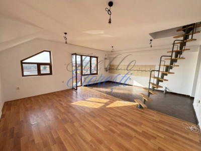 Apartament 4 Camere, Pe 2 Nivele, 56 mp Zona Eroilor