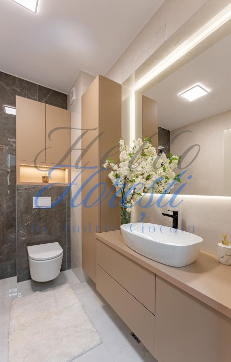 Apartament 3 camere - 54 mp utili - parcare - Zona Terra!