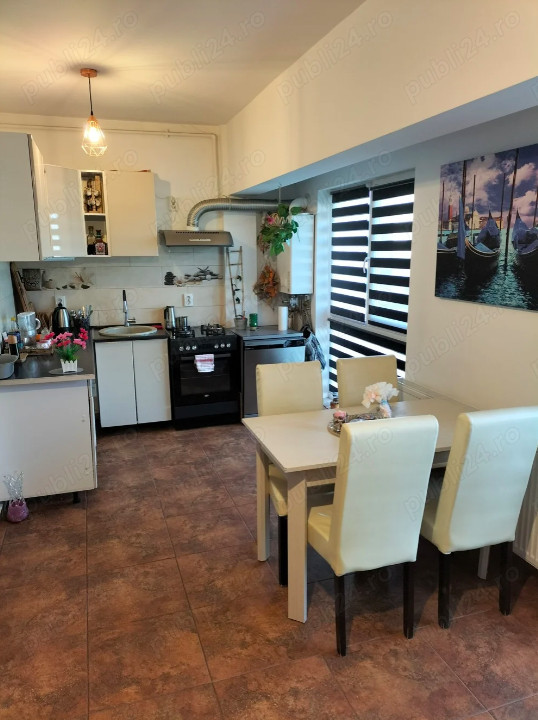 Apartament cu 2 camere zona Vivo