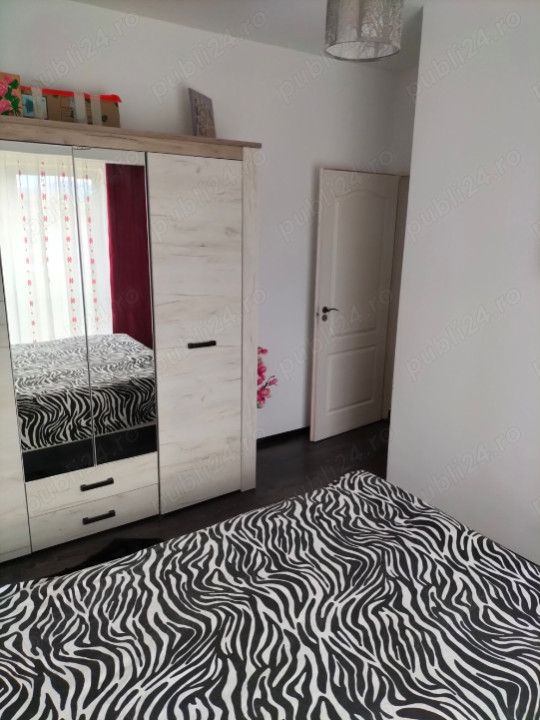Apartament cu 2 camere zona Vivo