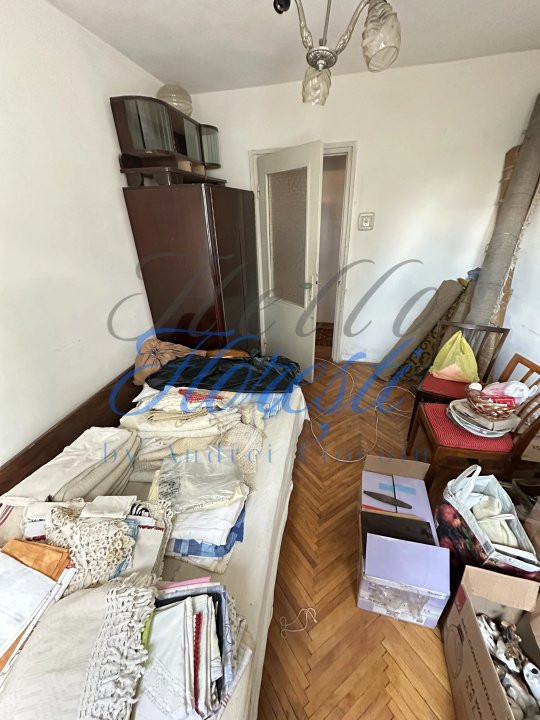 Apartament 3 camere 59mp, zona Manastur