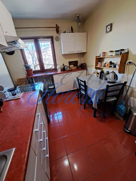 Apartament 3 camere 68mp, zona Zorilor
