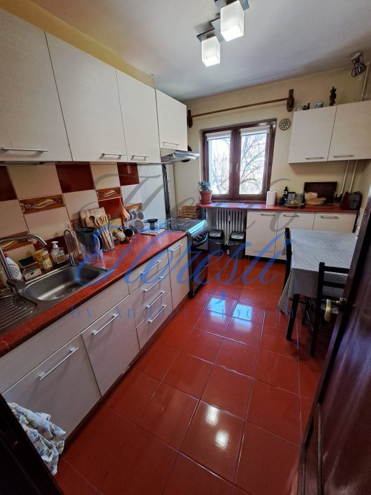 Apartament 3 camere 68mp, zona Zorilor