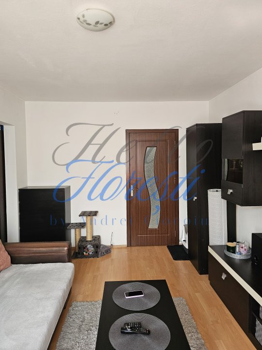 Apartament 2 camere 37mp, zona Manastur