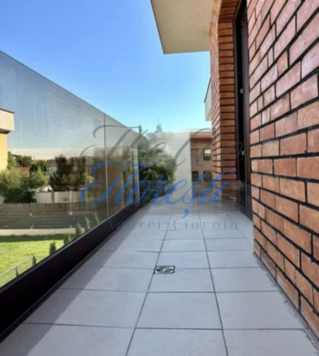 Casa cuplată, 120 mp, zona Eroilor