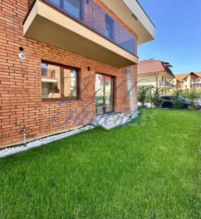 Casa cuplată, 120 mp, zona Eroilor