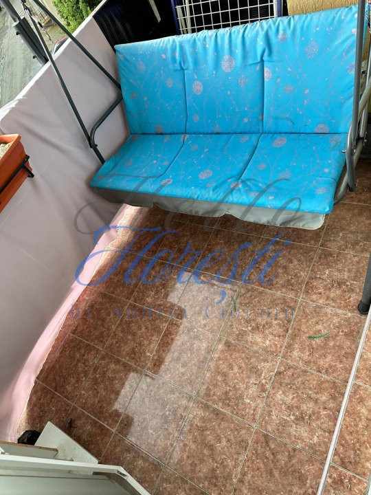 Garsoniera 35mp, parcare inclusa zona Eroilor
