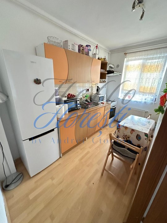 Garsoniera 35mp, parcare inclusa zona Eroilor