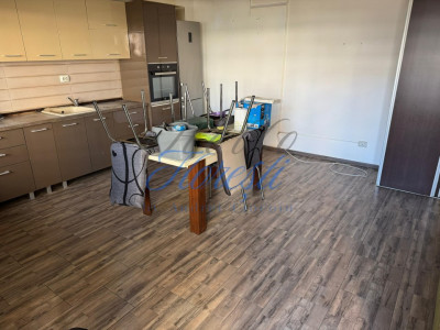 Apartament 3 camere, 71 mp, zona BMW