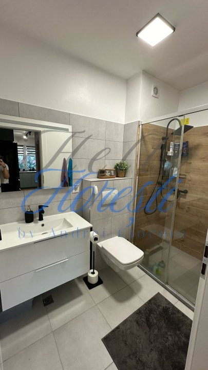 Apartament 3 camere, 73 mp, zona Parc Poligon