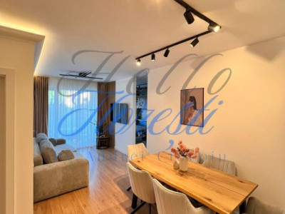 Apartament 3 camere, 73 mp, zona Parc Poligon