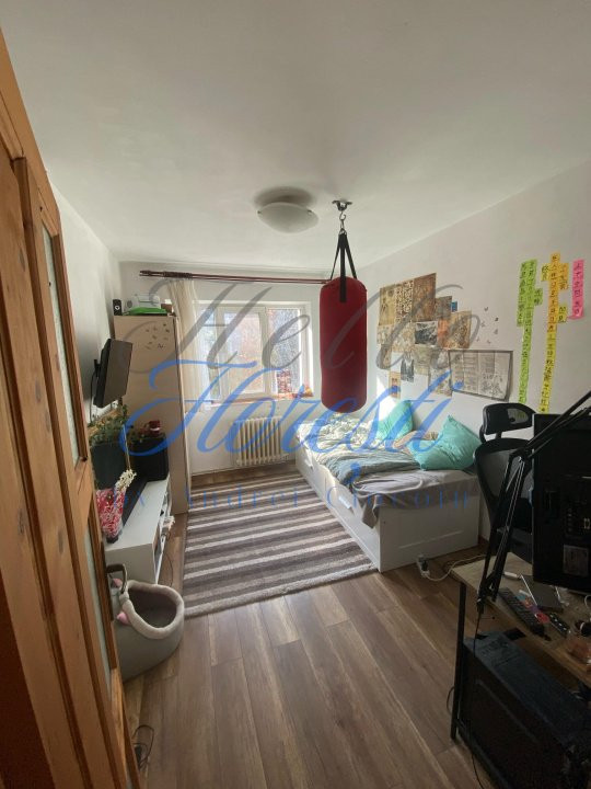 Apartament 4 camere 65mp, Zona Manastur