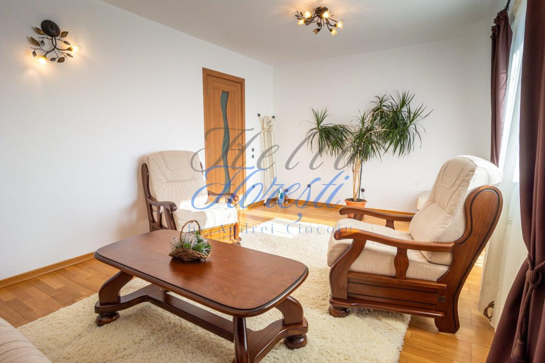 UNICAT, Apartament 3 camere 70mp, Zona Florilor