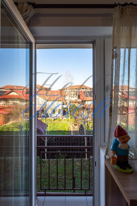 UNICAT, Apartament 3 camere 70mp, Zona Florilor