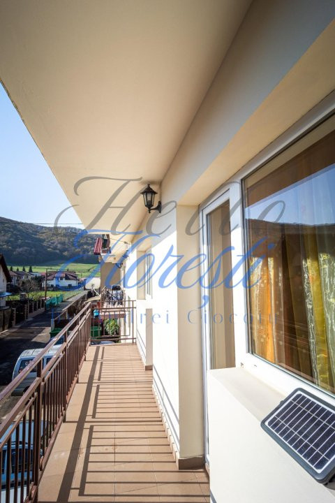 UNICAT, Apartament 3 camere 70mp, Zona Florilor