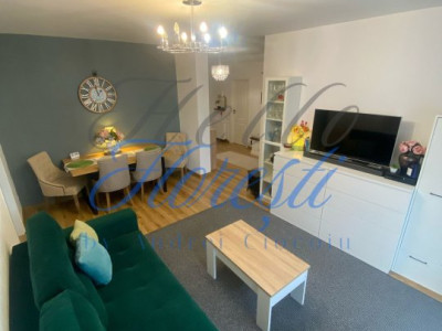 Apartament 2 camere 55mp, Zona Sub Cetate