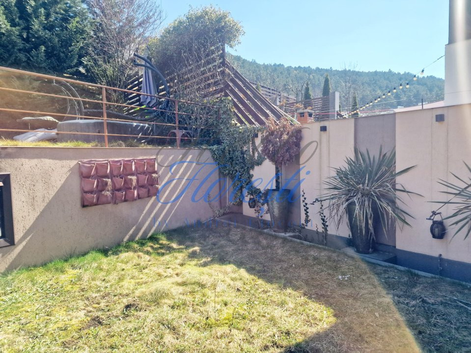 Duplex 136 mp, mobilata utilata, Zona Vivo!