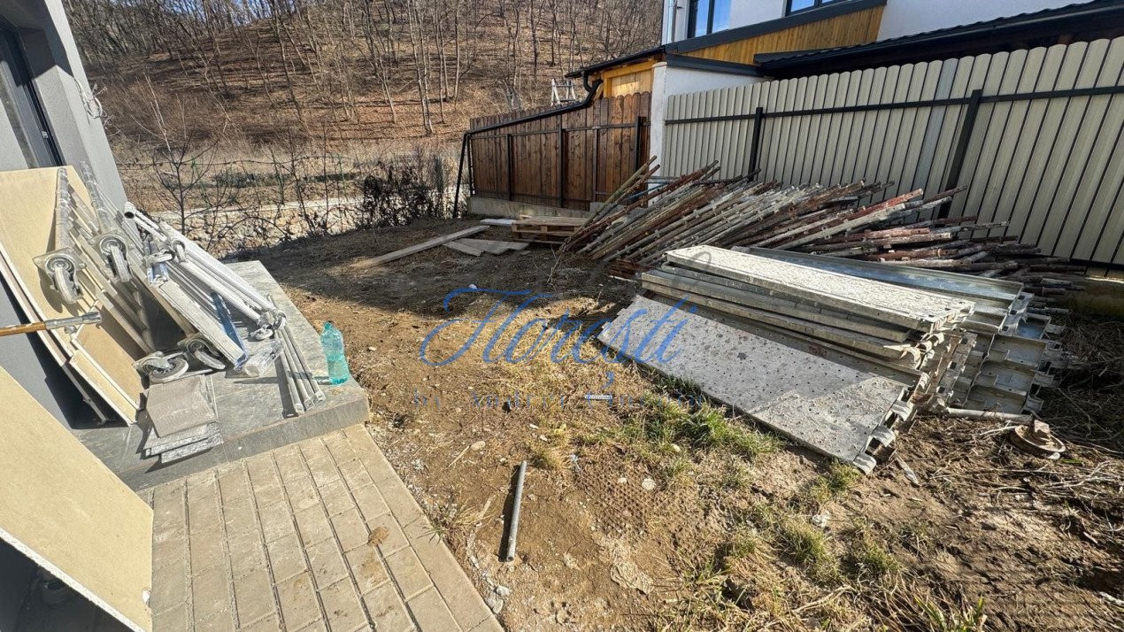 Duplex 130 mp cu gradina, semifinisat, Zona Sub Cetate