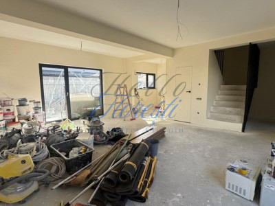 Duplex 130 mp cu gradina, semifinisat, Zona Sub Cetate