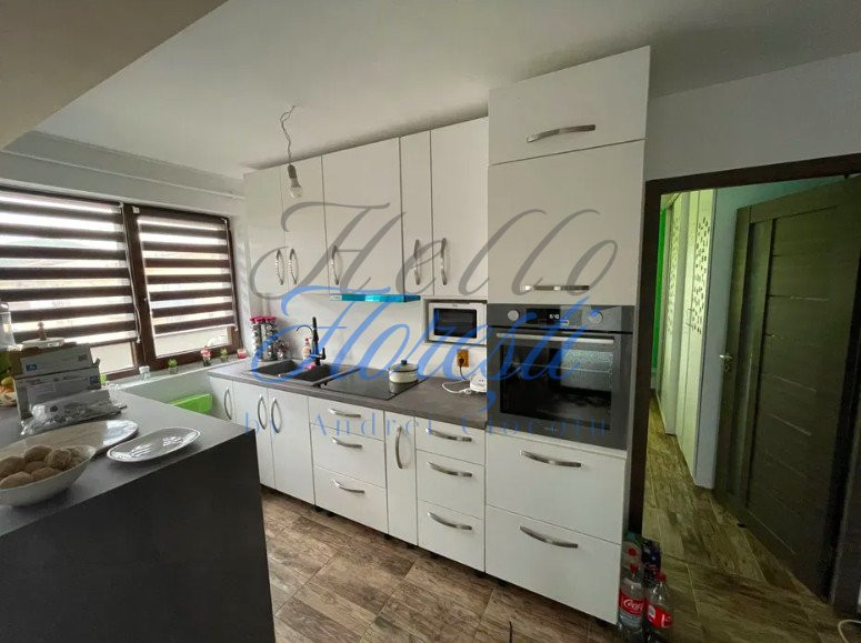 Apartament cu 3 camere, mobilat utilat, 53 mp, zona Terra