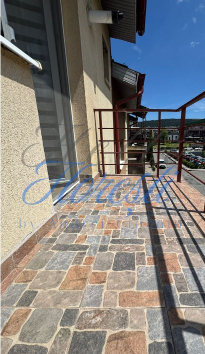 Apartament 3 camere 55mp, Zona Sub cetate