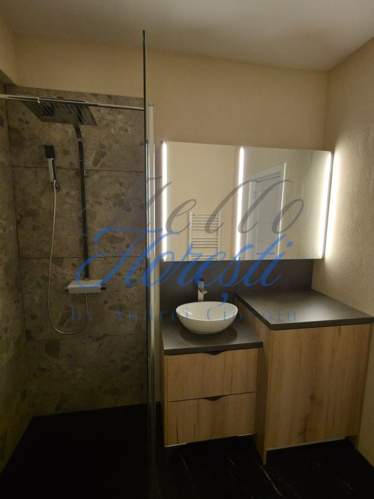 Apartament 3 camere, 53 mp, mobilat utilat, Zona Terra