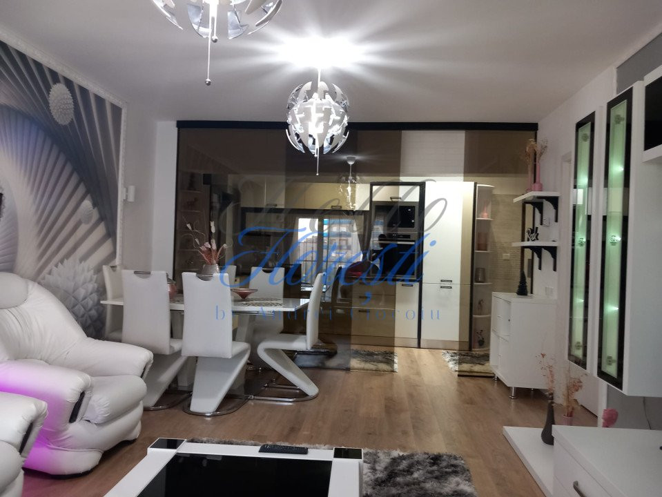 Apartament 2 Camere, Mobilat Utilat, 57 mp, Viva City 