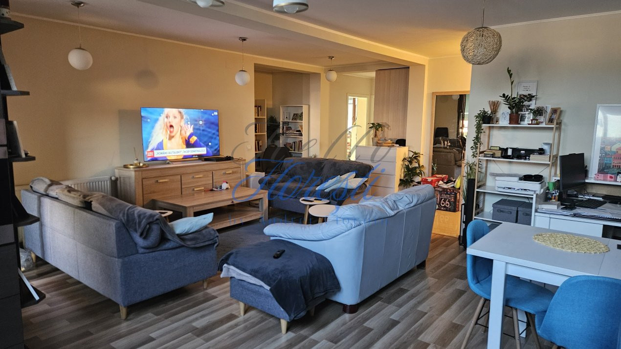 UNICAT, Apartament 3 camere 93mp, Zona Florilor