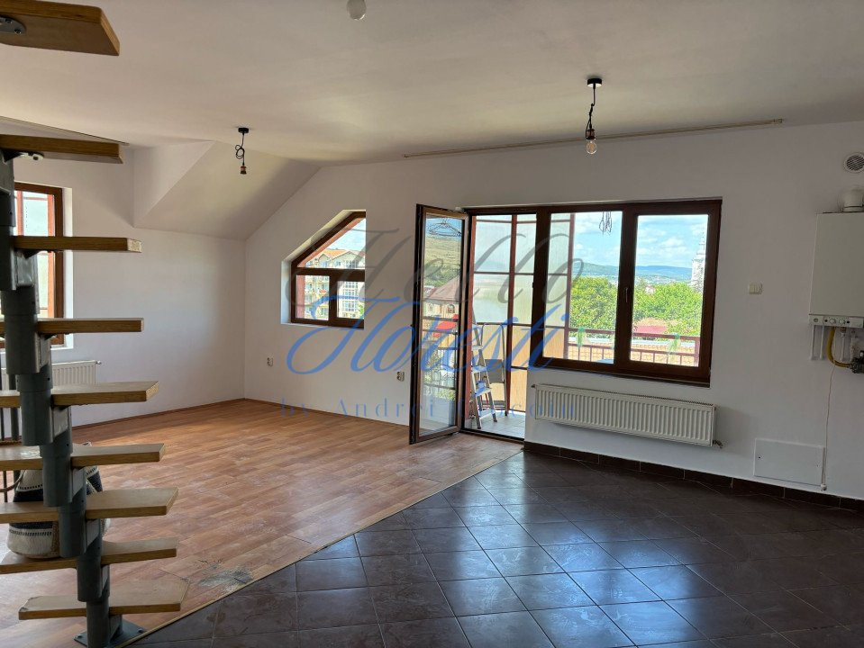 Apartament 4 Camere, Pe 2 Nivele, 56 mp Zona Eroilor