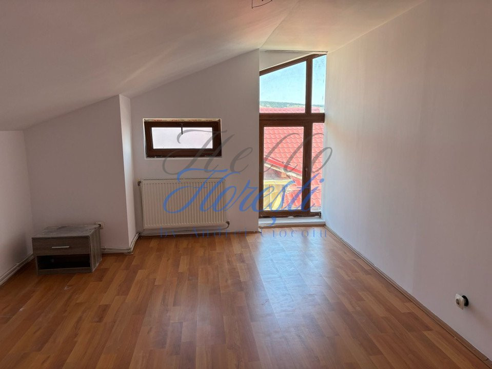 Apartament 4 Camere, Pe 2 Nivele, 56 mp Zona Eroilor