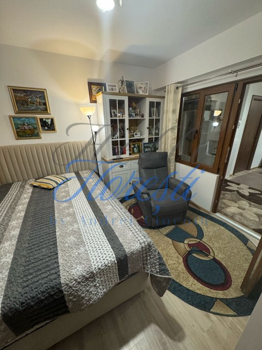Apartament 3 camere, 67 mp, zona Florilor