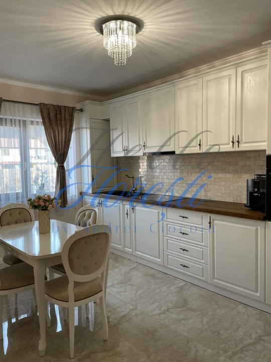 Casa tip duplex, 4 camere, 116 mp, zona Parc Poligon