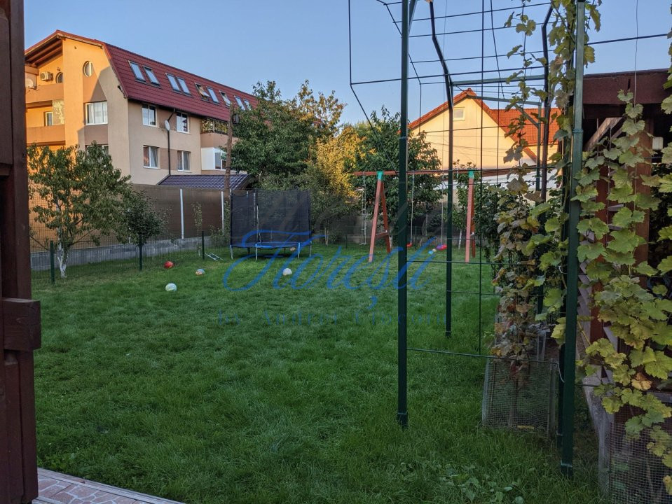 Casa 5 camere, 242 mp, zona Somesului