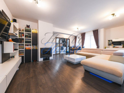 Casa 5 camere, 242 mp, zona Somesului