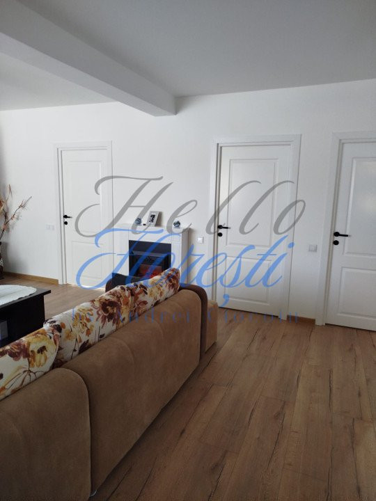 Casa tip duplex, 108 mp, zona Terra