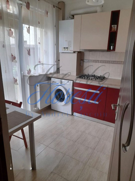 Casa tip duplex, 108 mp, zona Terra