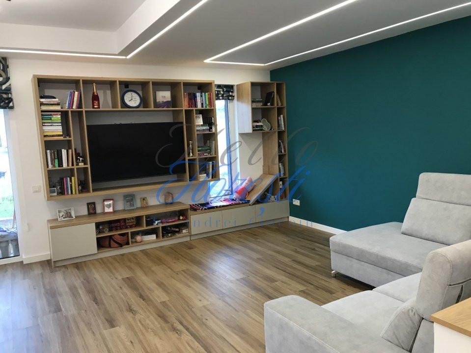 Casa tip duplex, 117 mp, zona VIVO
