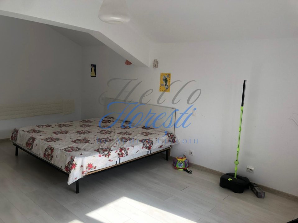 Casa individuala, 5 camere, 210 mp, zona VIVO