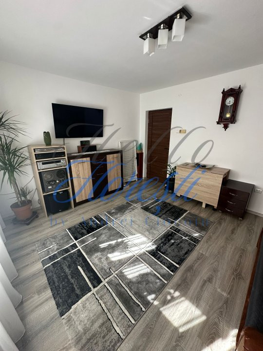 Apartament 2 camere 44mp, zona Minerva